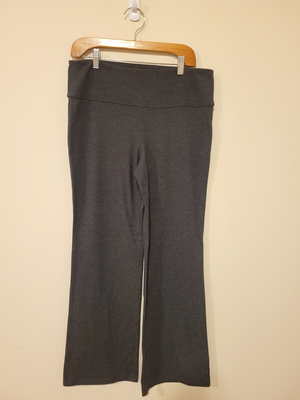 New Women's Spalding Charcoal Gray Yoga Flare Pants Size Large
